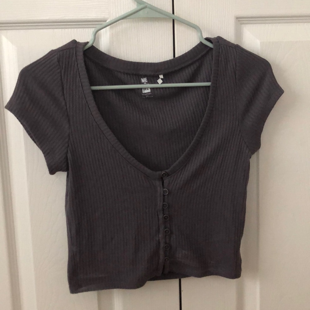 Purple short sleeves top